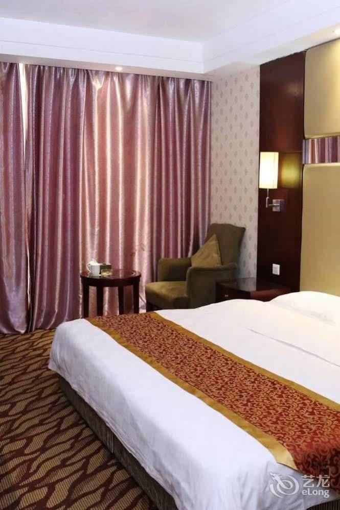 Chengdu Boli Hotel Dış mekan fotoğraf